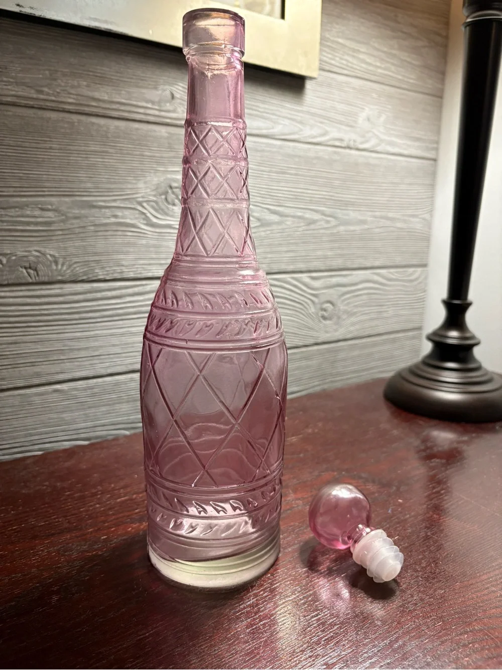 Vintage -style Pink Glass Decanter-diamond geometric pattern w/ glass stopper